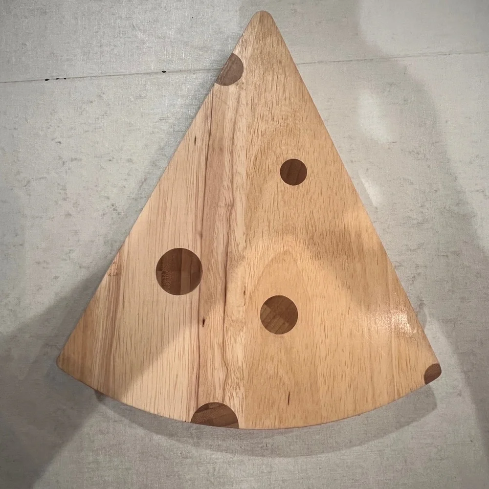 Wooden Cheese-Shaped Cutting Board and cheese knife set. So Cute!